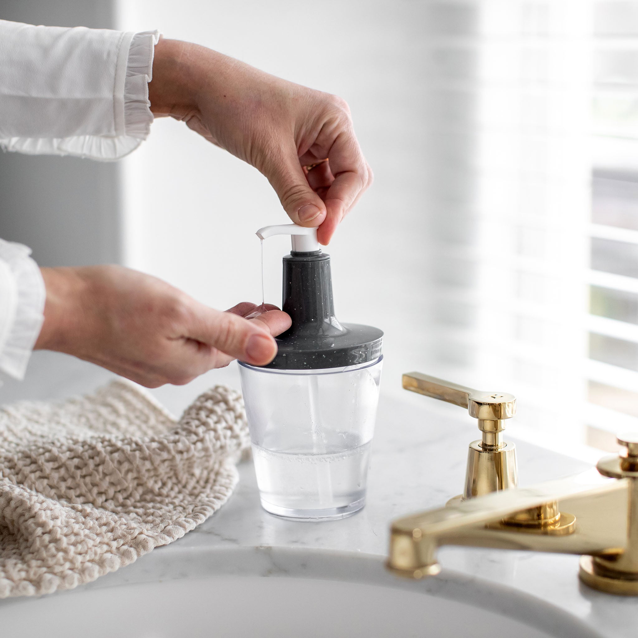 koziol Seifenspender FLOW