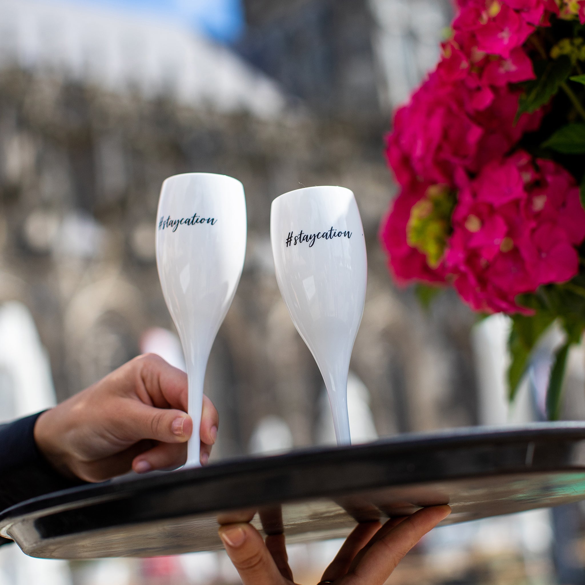 koziol Sektkelch mit Druck CHEERS No. 1 STAYCATION