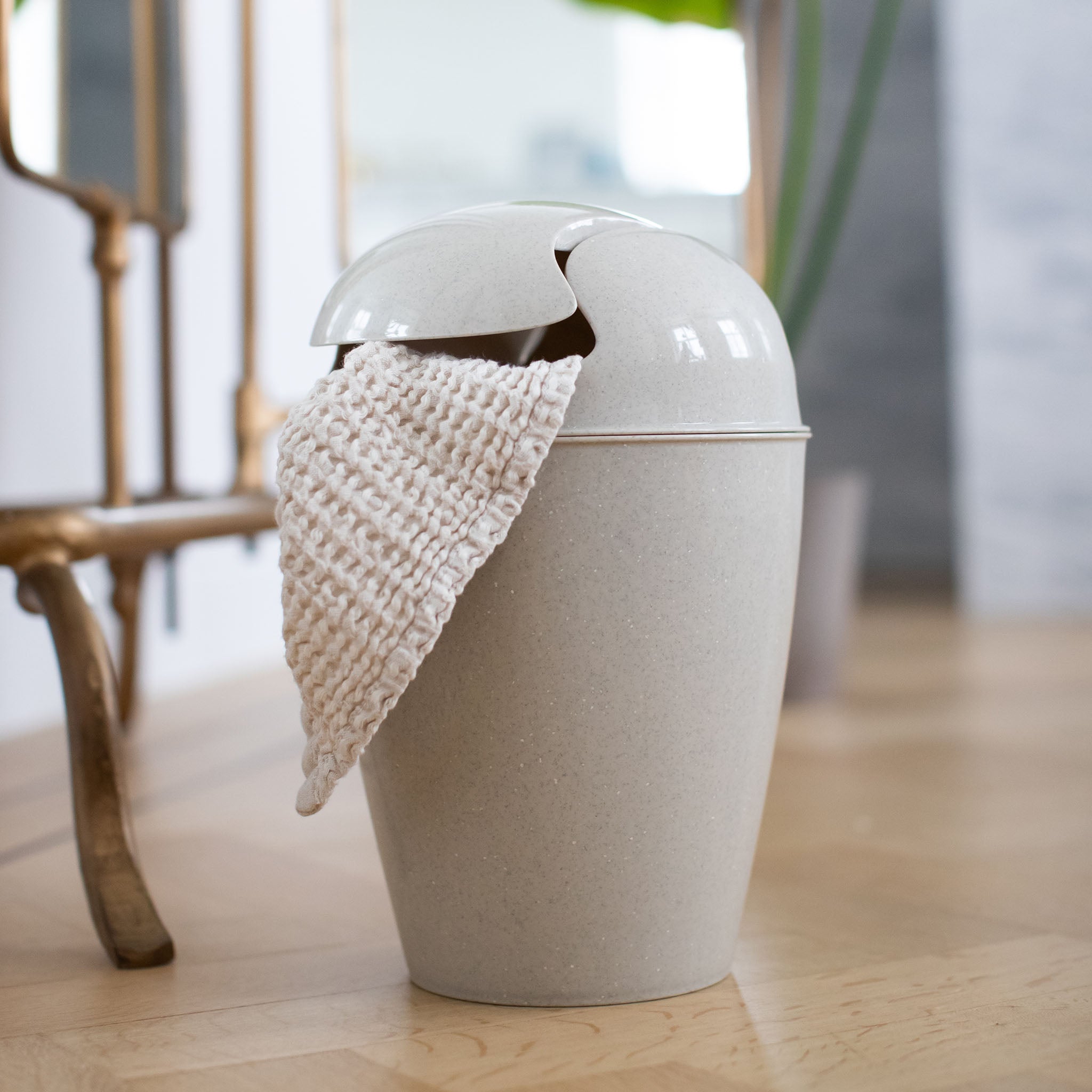 koziol Schwingdeckeleimer DEL M